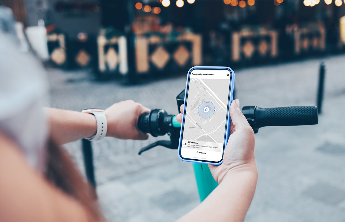 Важно! Чтобы техника заранее подготовила помещение к вашему приходу, нужно открыть приложение и активировать функцию. В фоновом режиме эта функция не работает. 