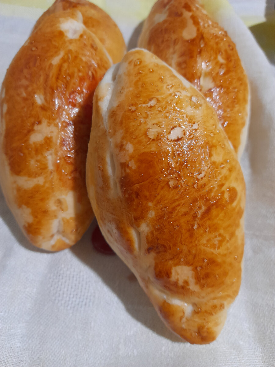 Пирожки с яблочным джнмом