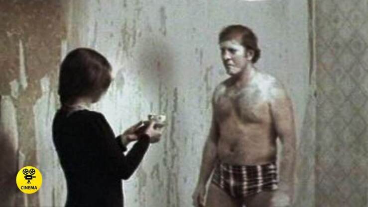 "Блондинка за углом" (1984).