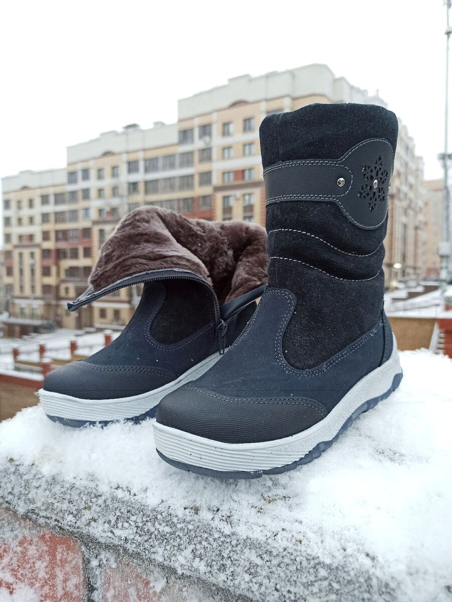 На фото модель обуви SHOESLEL, арт. 1333 в синем цвете 