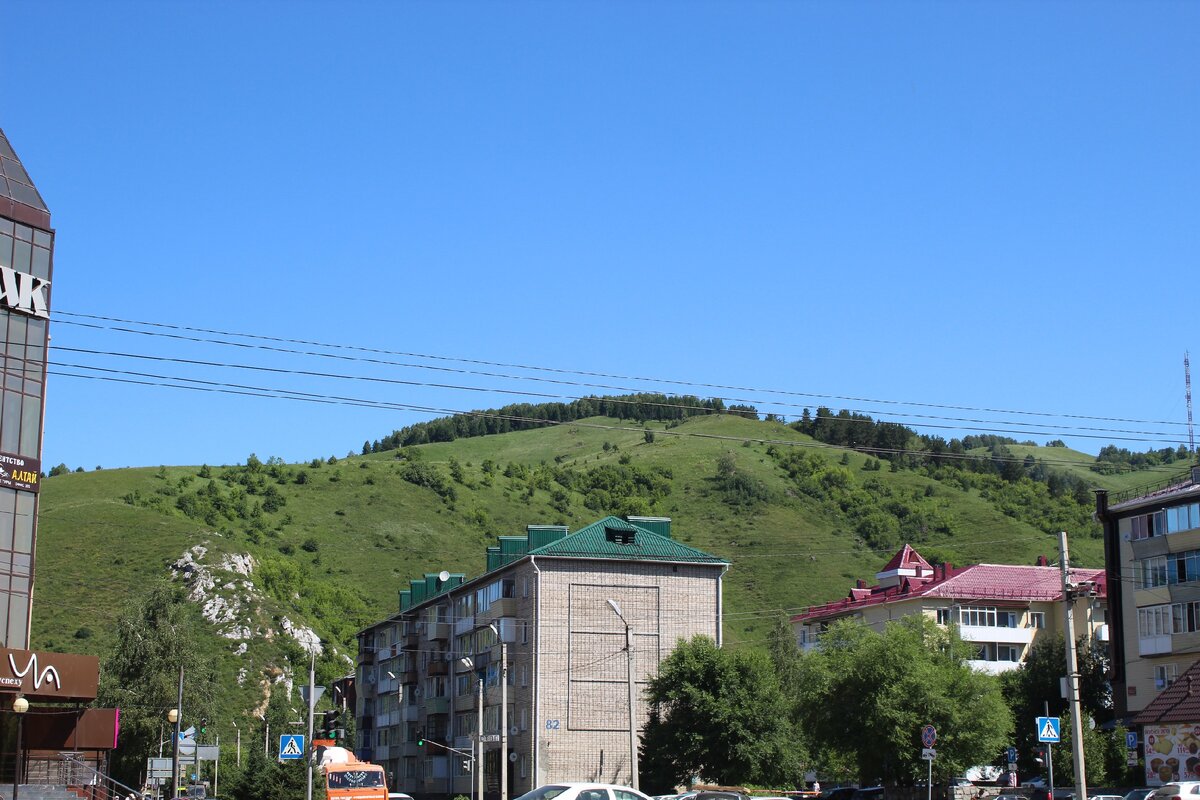 На парковке в Горно-Алтайске