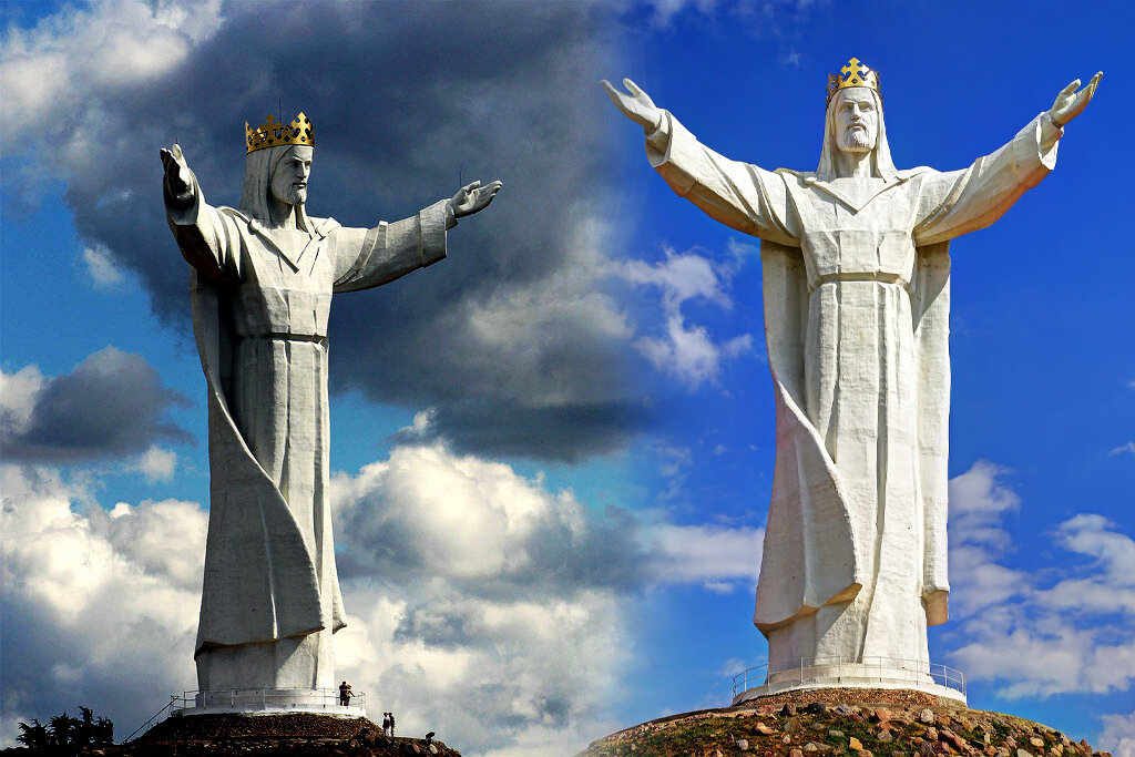 Собрал 14 самых высоких статуй Иисуса-14