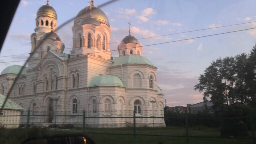 Листайте галерею