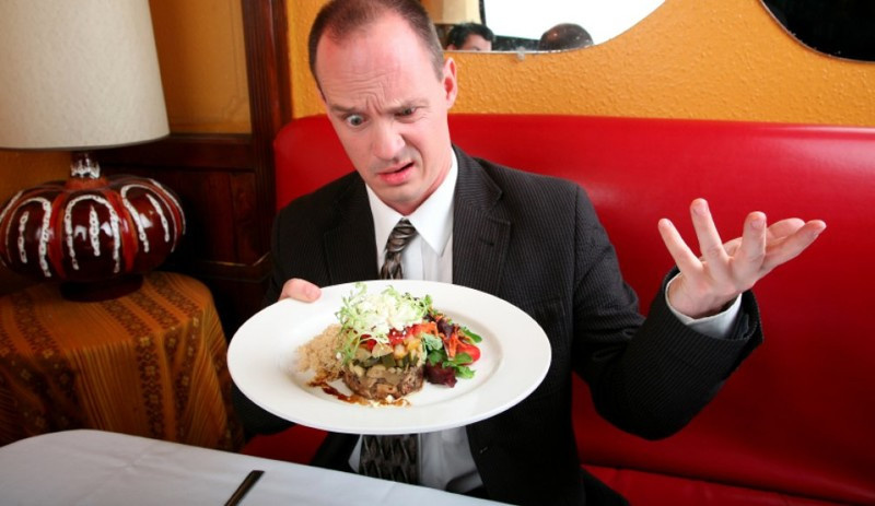 «Почему цезарь дома 100₽ а у вас 400!»