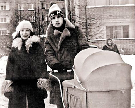 Ольга и Александр с дочкой Кирой. Фото взято из открытых источников