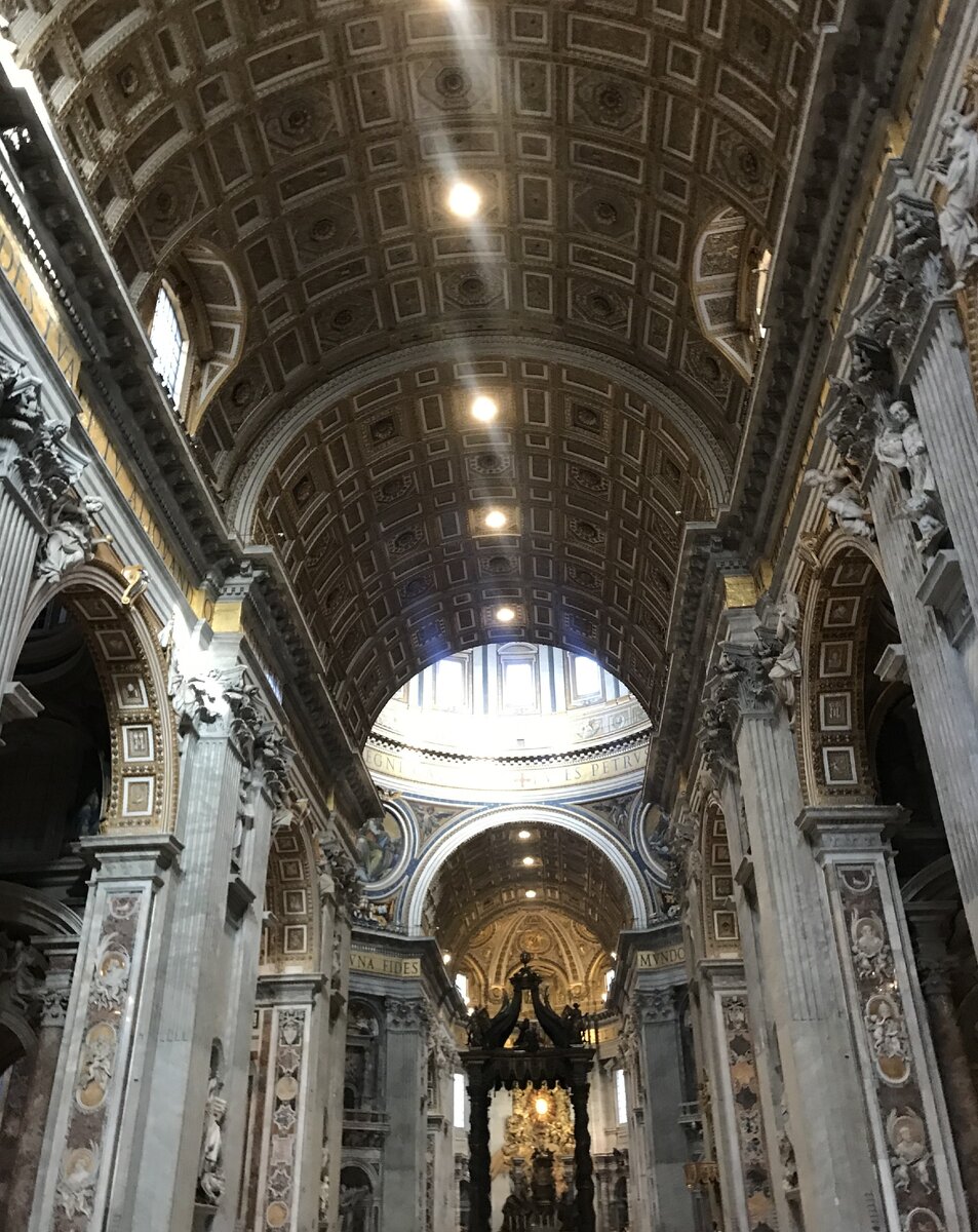 Как я нечаянно попала в закрытую часть Собора Святого Петра в Ватикане: рассказываю, что я там увидела
