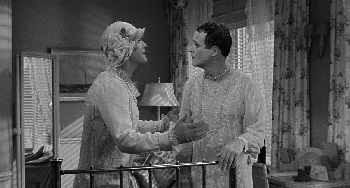 Кадр из фильма "В джазе только девушки", 1959 г.