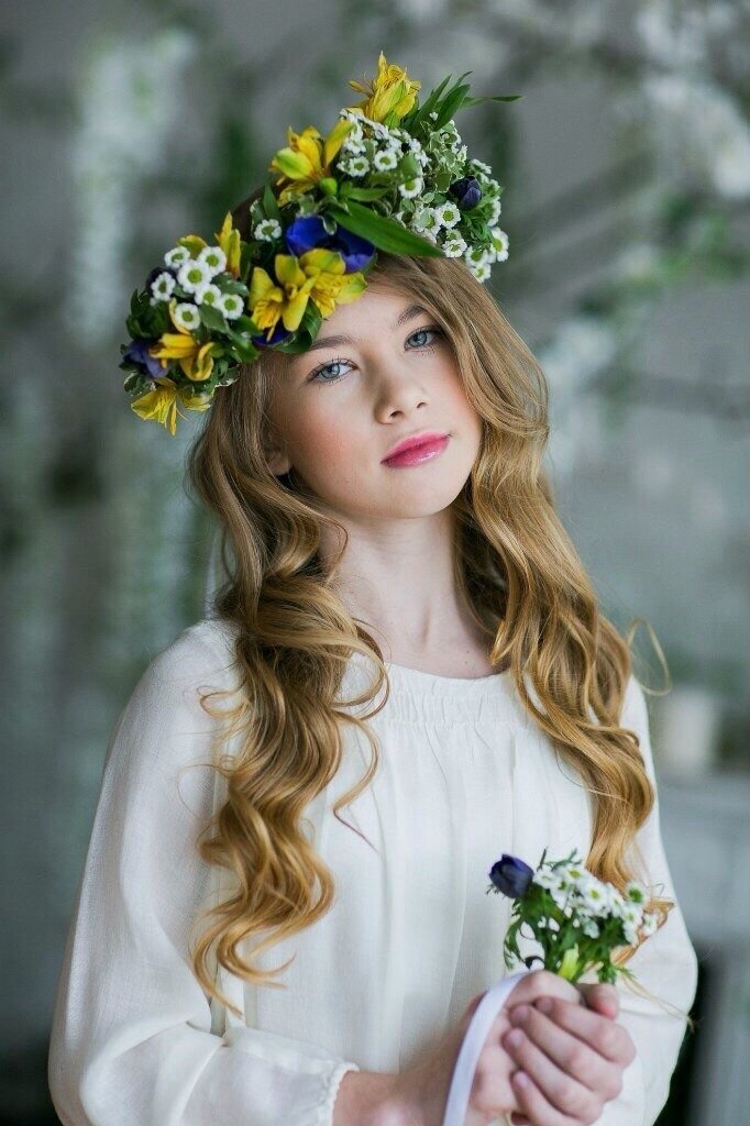 Фотосессия с венком на голове