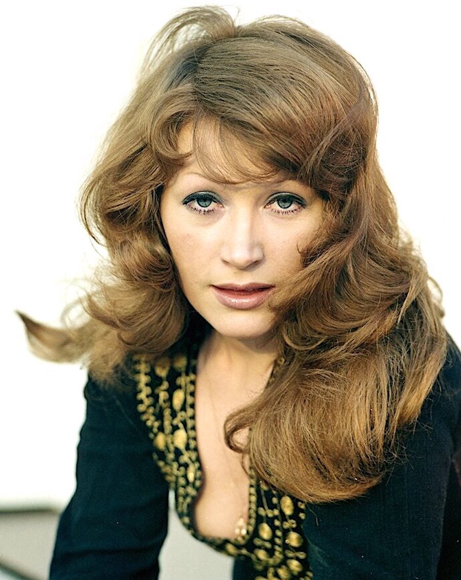 Алла пугачева в молодости. Алла пугачёва в молодости. Алла пугаева в молодост. Пугачева в 20 лет. Алла пугачева в молодосьт.