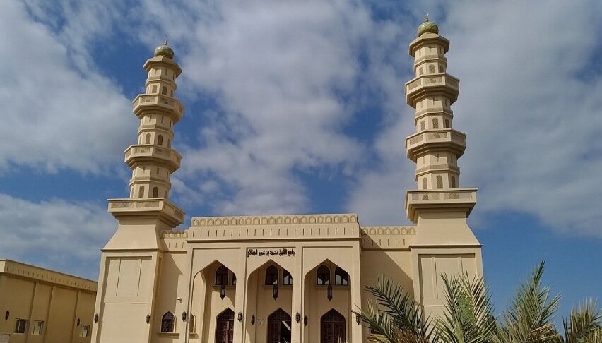 Jamea Shaikh Mohammed Bin Omair Al Hinai, у 3511 Way до Al Khoudh St 