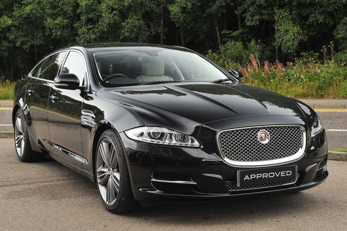 Ягуар машина 2023. Jaguar XJ 2015. Ягуар XJ Supersport. Ягуар XJ Supercharged. Машина Jaguar XJ.