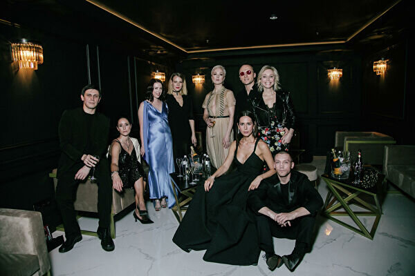 Персонажи сериала "Содержанки"