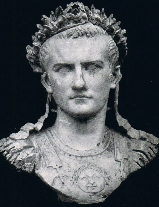 Калигула. Бюст.