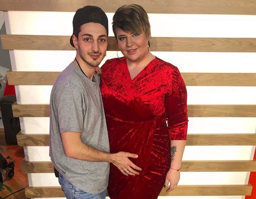 Фото: dom2.fans. На этой фотографии парочка изображала фальшивую беременность, которая, вследствие, переросла в настоящую.