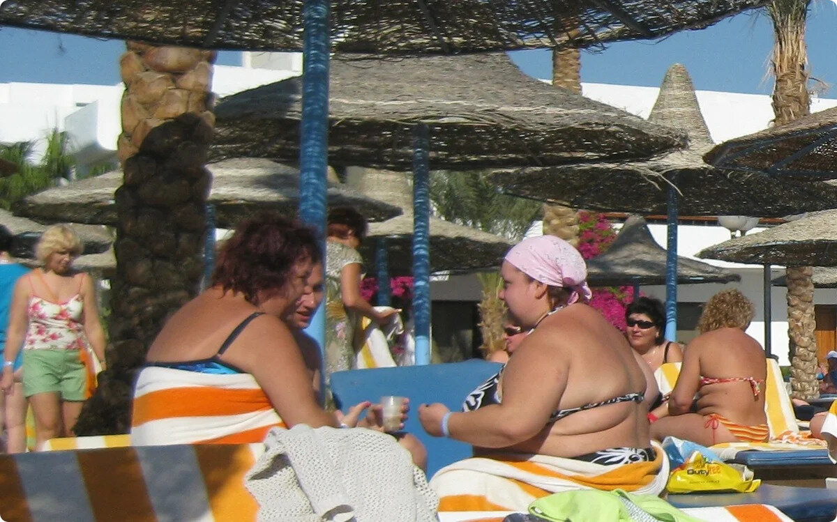 Ты ж не хочешь, чтоб над Руссо Туристо потешались?