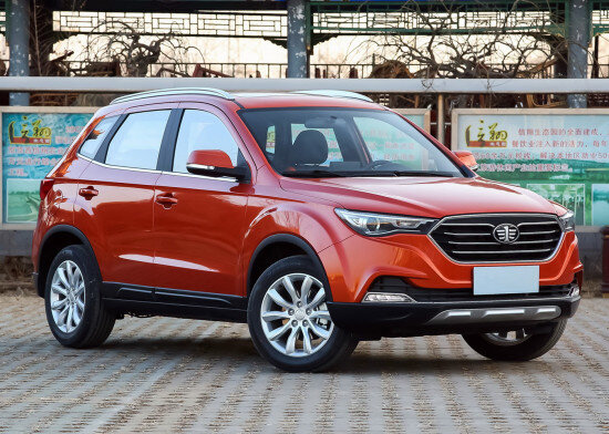 FAW Besturn X40. https://auto.ironhorse.ru/