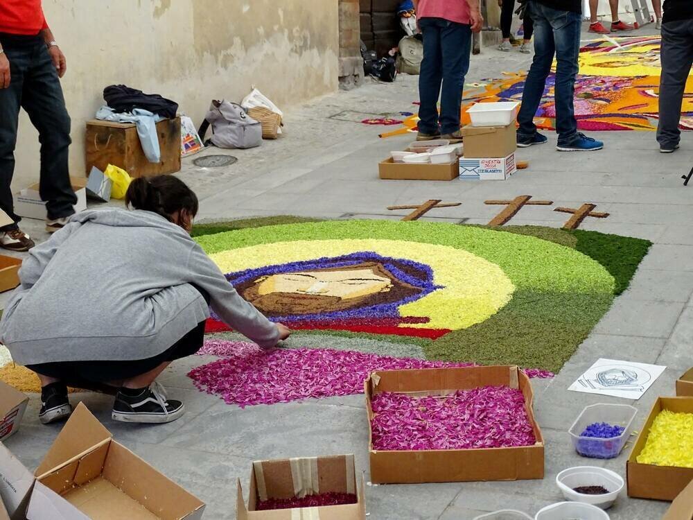 создание цветочных рисунков