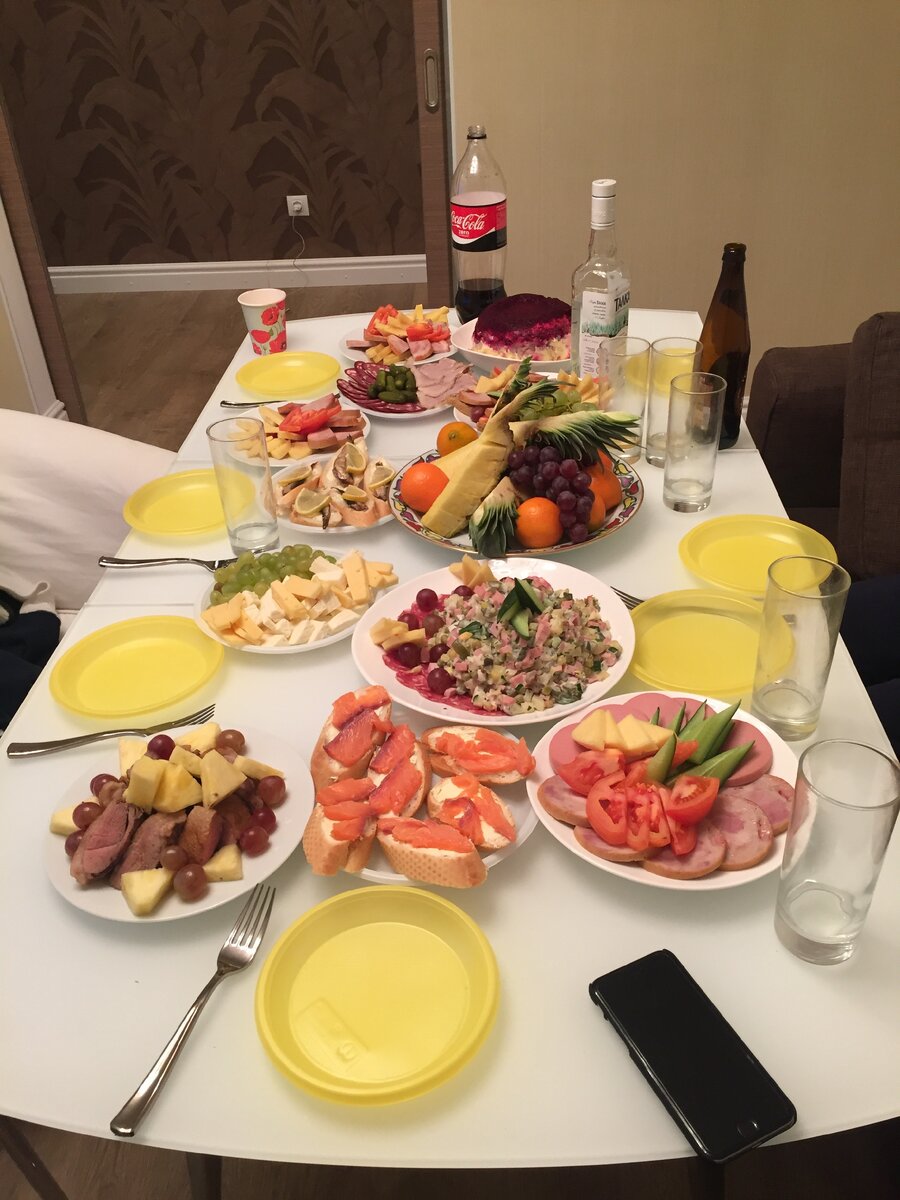 Новогодний стол