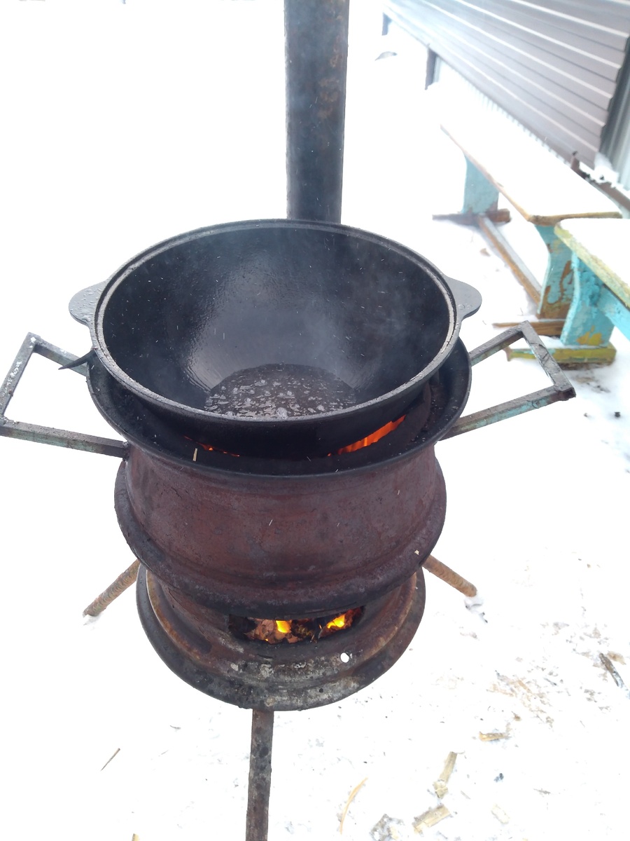 Печку делал сам, служит уже 2 года, доволен как слон!