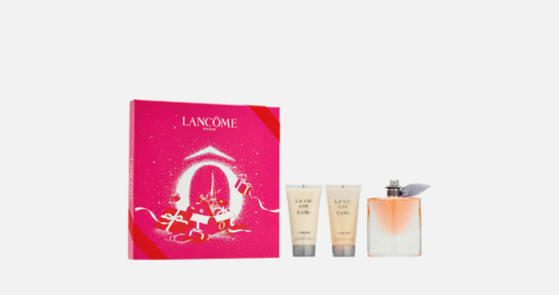  Набор Lancome La Vie Est Belle (туалетная вода + молочко для тела + гель для душа) в рейтинге лучших парфюмированных наборов для женщин от люксовых брендов