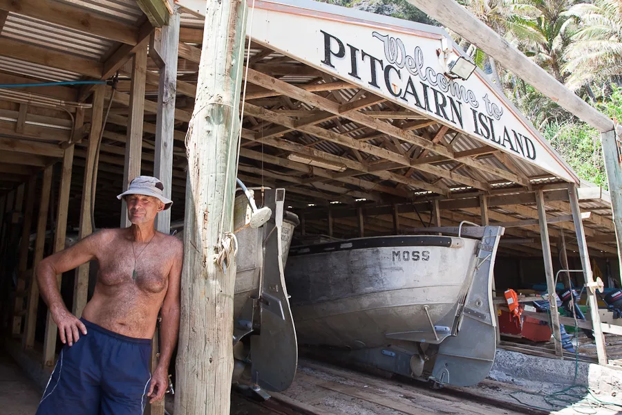 Фото с острова Питкэрн. Источник "Яндекс.Картинки".