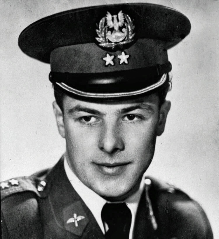 Франтишек Ярецкий. Общественное достояние