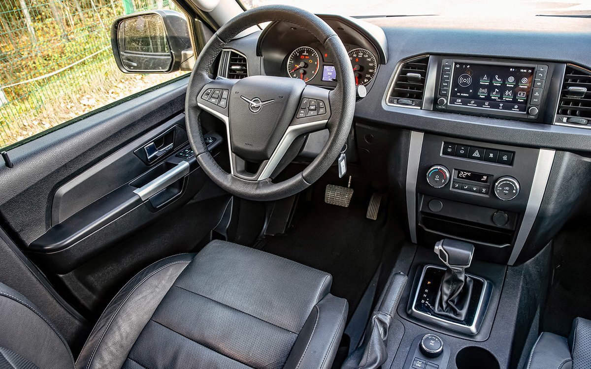 УАЗ Патриот. Источник иллюстрации - Яндекс.Картинки