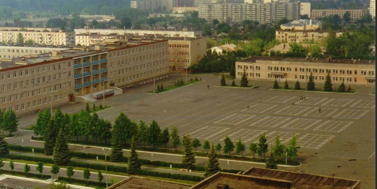 Строевой плац ЧВАИ