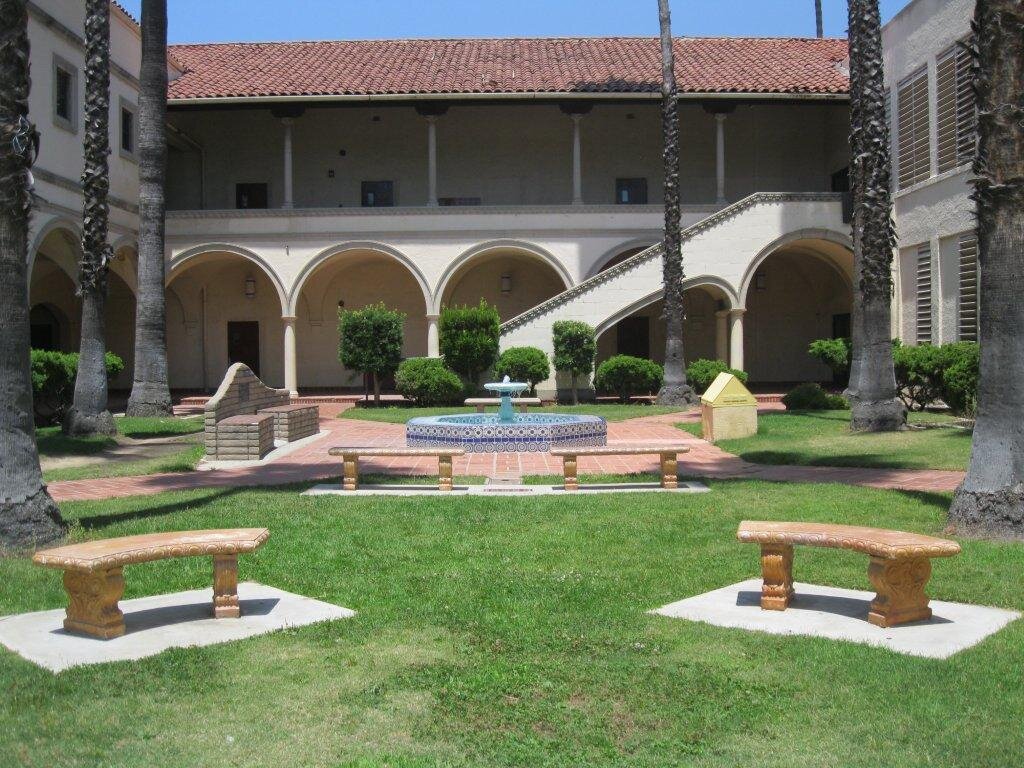 Фотографии школы Torrance High School 