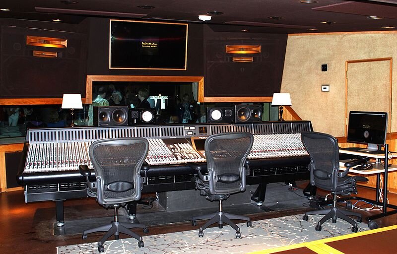 Консоль Solid State Logic XL9080K, Westlake Recording Studios, Санта-Моника.