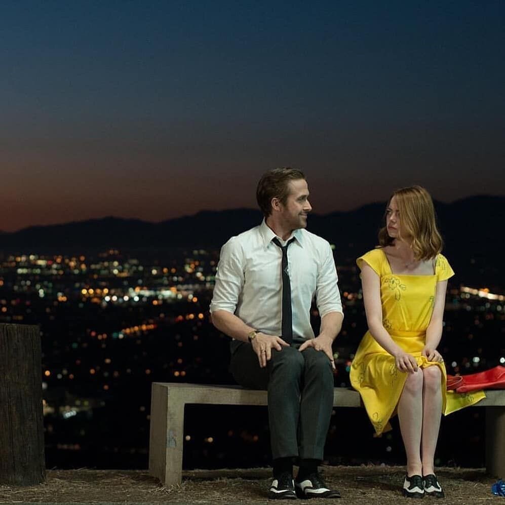 Если нравятся песни и пляски, это то что надо!