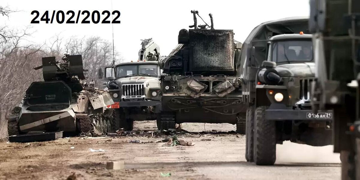 Подбитая на марше техника из состава ВС РФ (СОУ ПВО"Тор-М2", МТЛБ). 