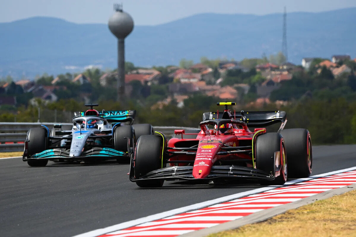 Лучшая гонка 2022. Гран при Венгрии 2022. Формула 1 2022 Гран при Венгрии. Grand prix f1 2022. George Russell Гран при Венгрии 2022.