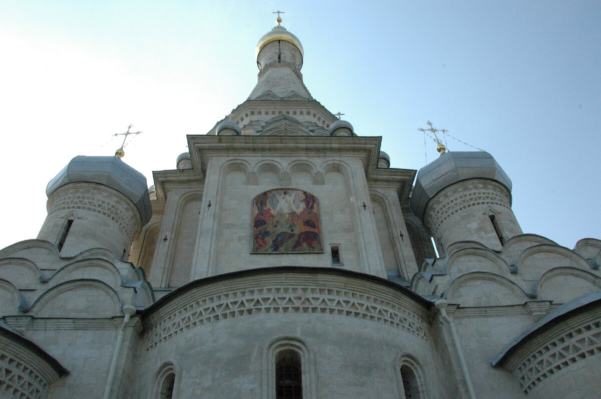 Храм Преображения Господня в Царском селе Остров. Вид с востока. Фото автора.