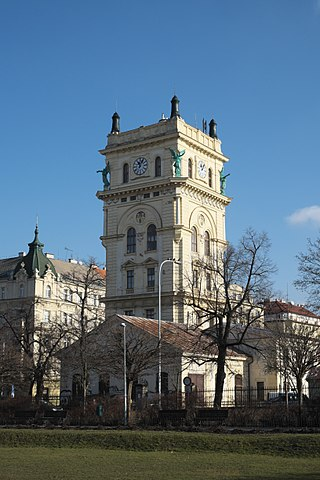 Виноградская водонапорная башня (фото с "Вики")