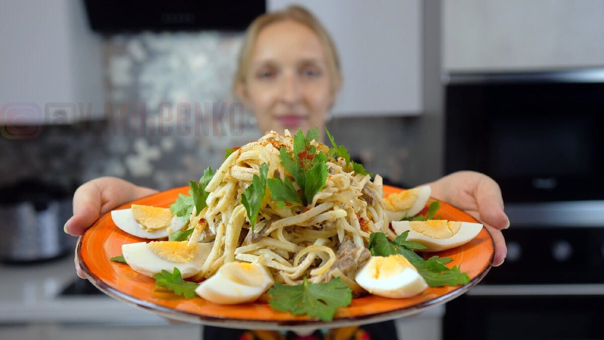 Салат Ташкент. Рецепт очень вкусного узбекского салата. | Фудблогер Готовим  с ВаМи | Дзен