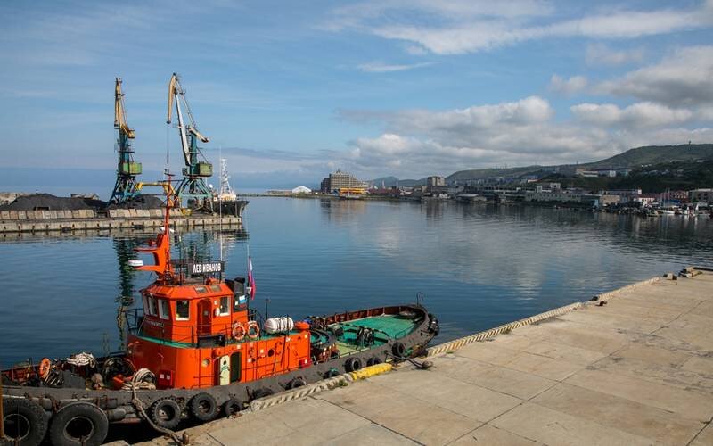 Правительство Сахалинской области: Холмский морской торговый порт - главные морские ворота Сахалина