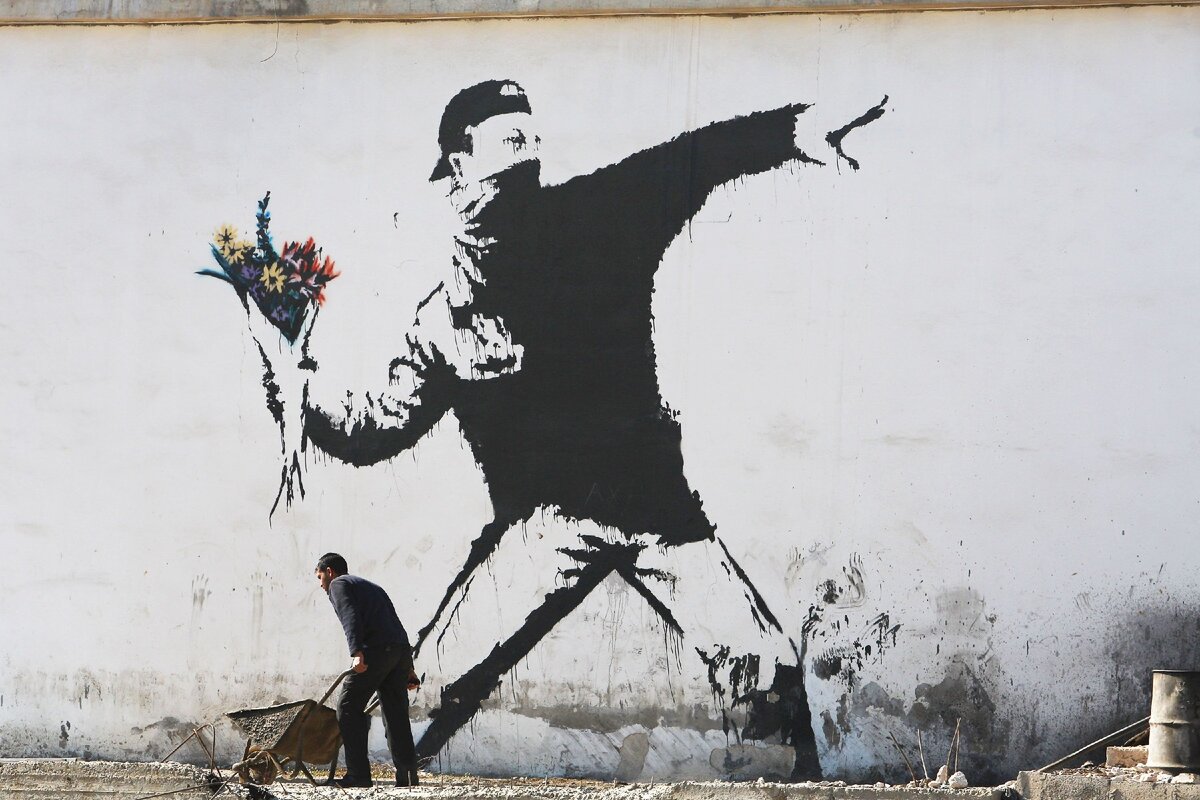 фото: https://www.vulture.com/2017/06/banksy-true-identity.html