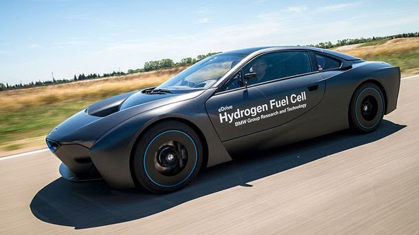 Компания BMW работает над собственными водородными автомобилями совместно с «Тойотой»