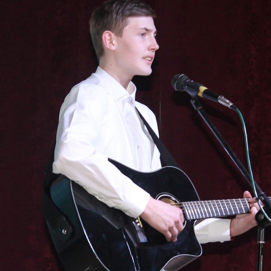 Евгений Лутков 