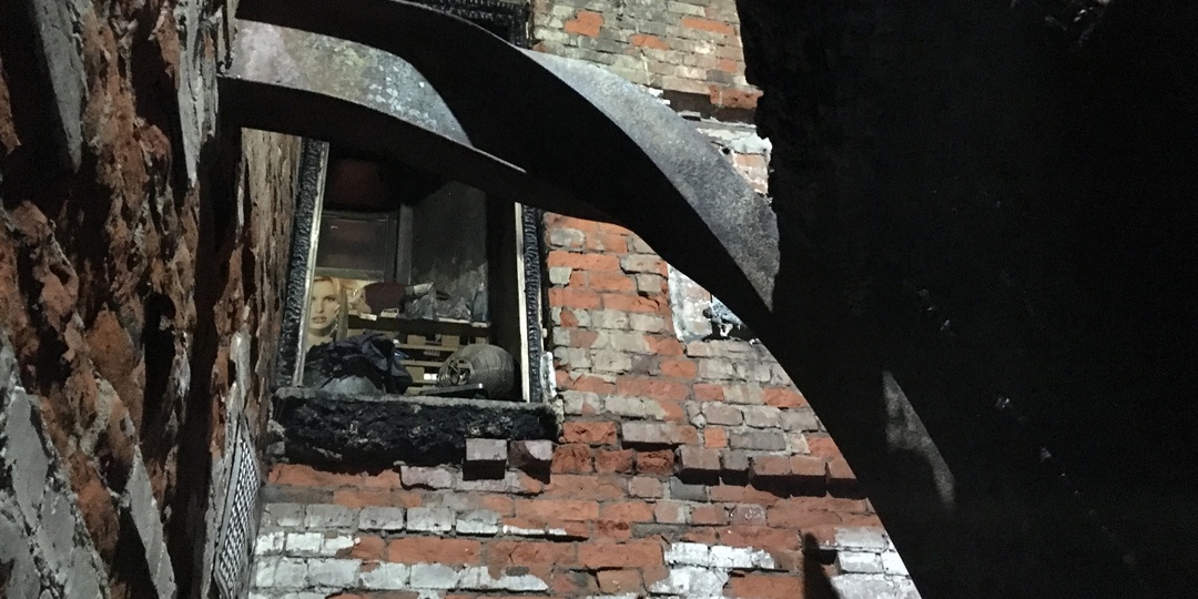 Почему металлические конструкции самые опасные при пожаре?