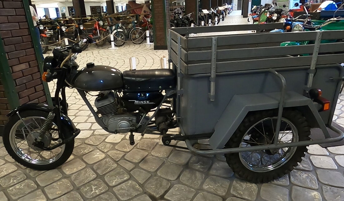 Житель Смоленской области создал уникальный трицикл