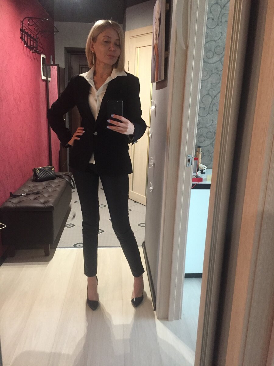 брюки Morgan de toi, пиджак DKNY, рубашка no name с asos.com, детали-листайте вправо