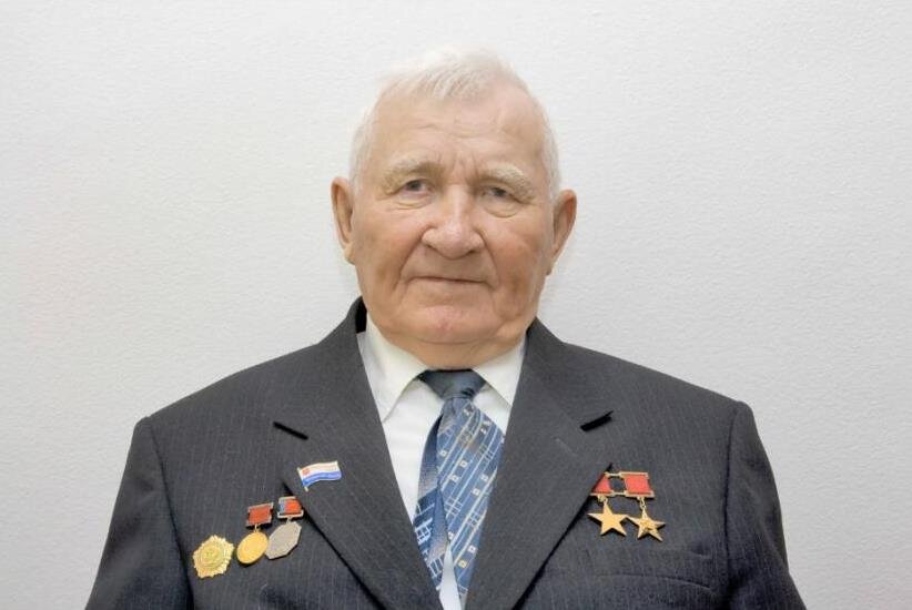 Комбайнер - рекорд по наградам СССР | Черёмин А.А. Книги по истории | Дзен