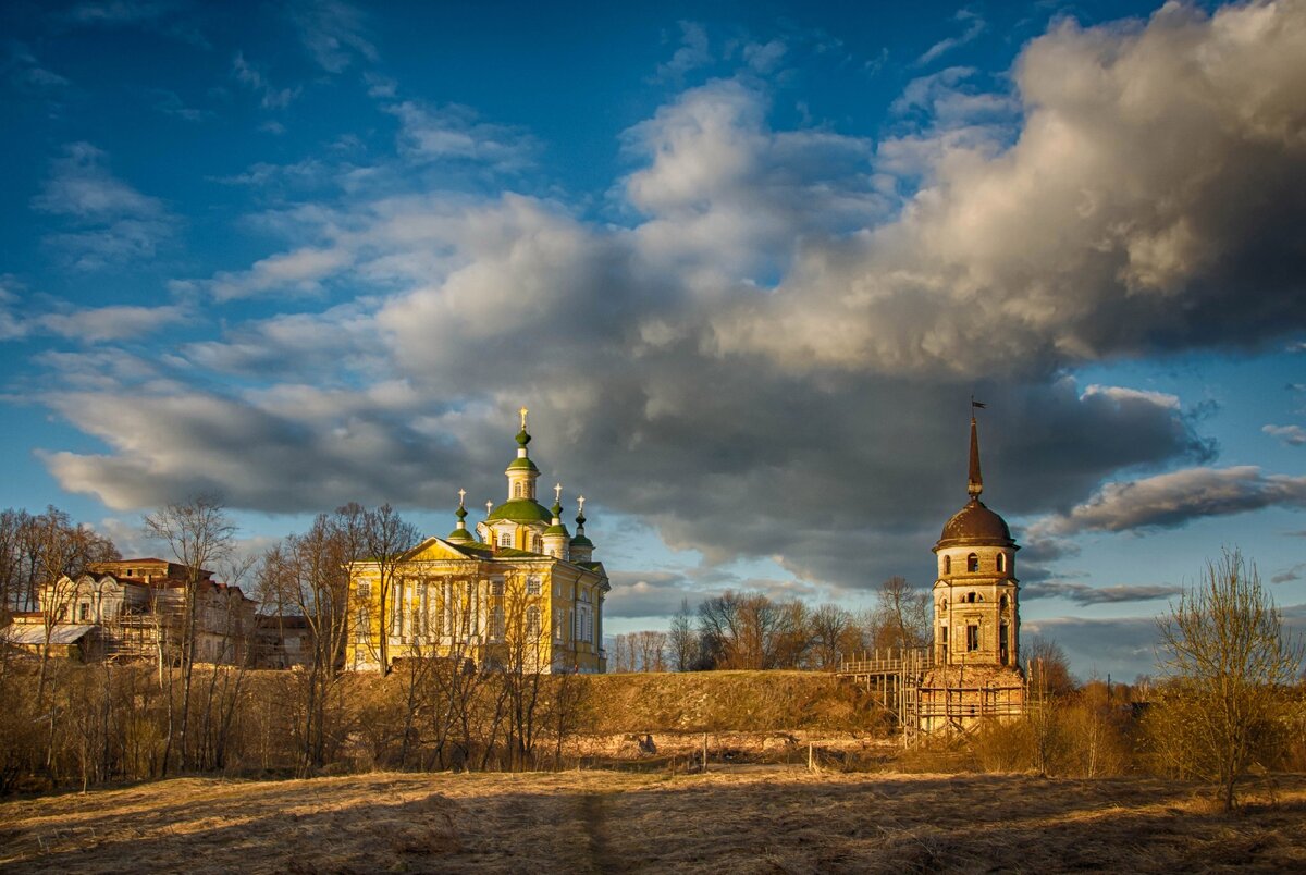 Тотемский Спасо Суморин монастырь