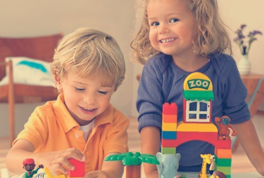 Вообще считаю, что в раннем детстве игровой процесс для детей самый важный и самый полезный 