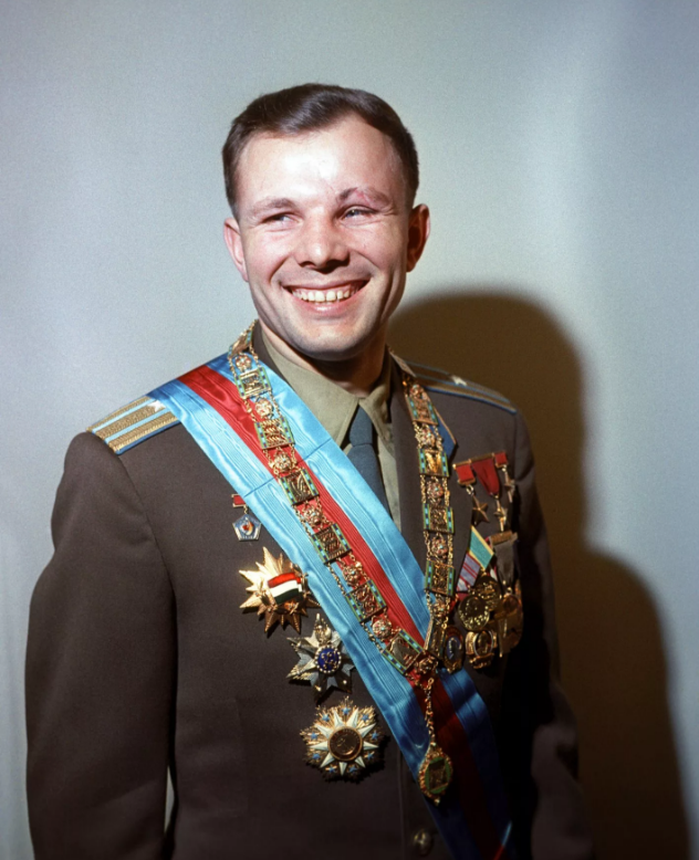 Юрий Гагарин.
