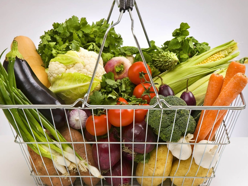 продовольственное снабжение. логистика продуктов питания. овощные консервы перевозка. продовольственное снабжение. поставка продуктов питания.