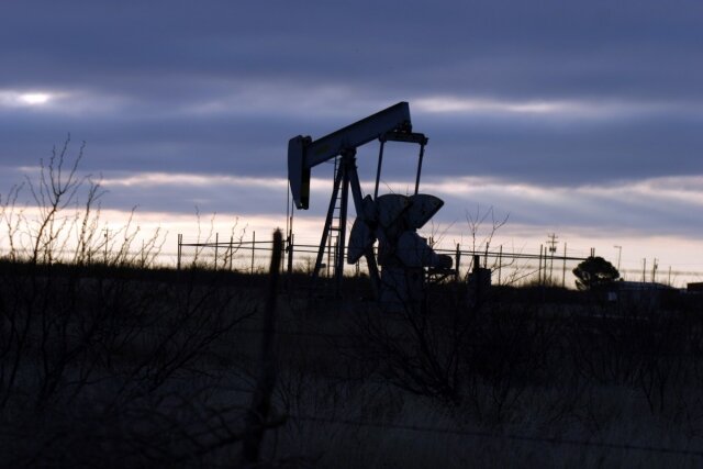    Добыча нефти