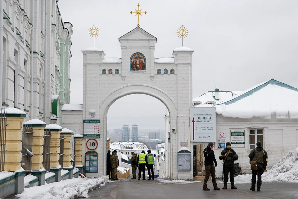 ВСУ провели обыски в Киево-Печерской Лавре. Фото: REUTERS